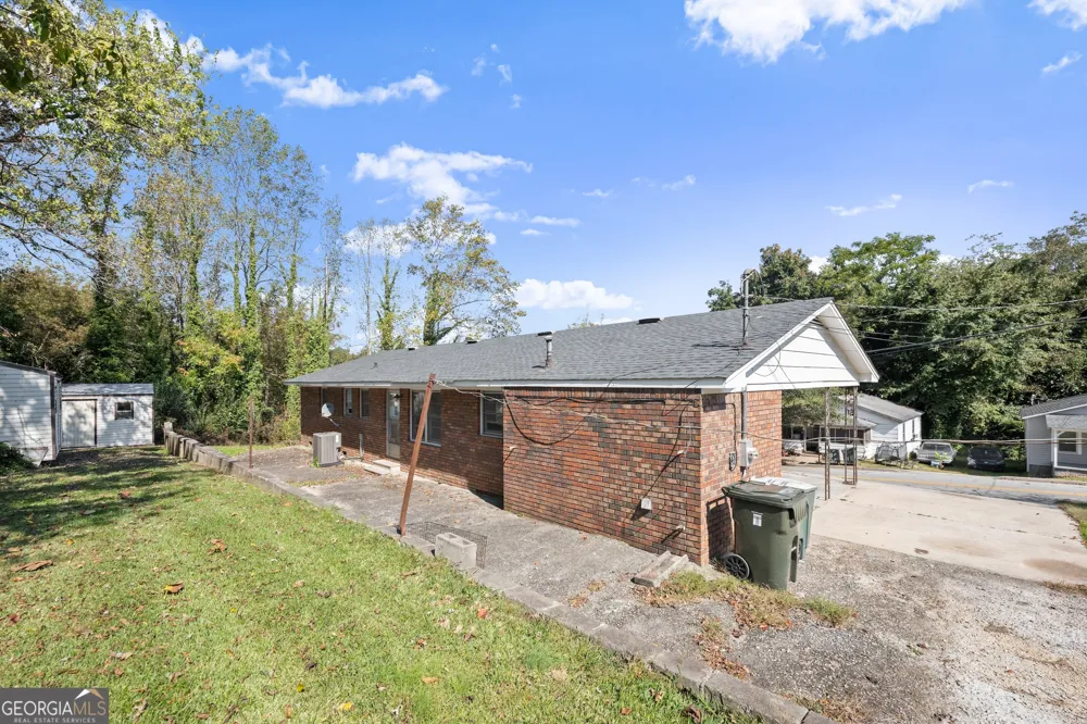 574 S Sage ST Toccoa, GA 30577