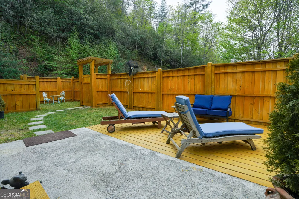 77 Denali DR Clayton, GA 30525