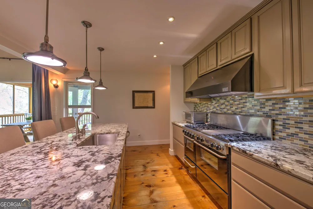 77 Denali DR Clayton, GA 30525