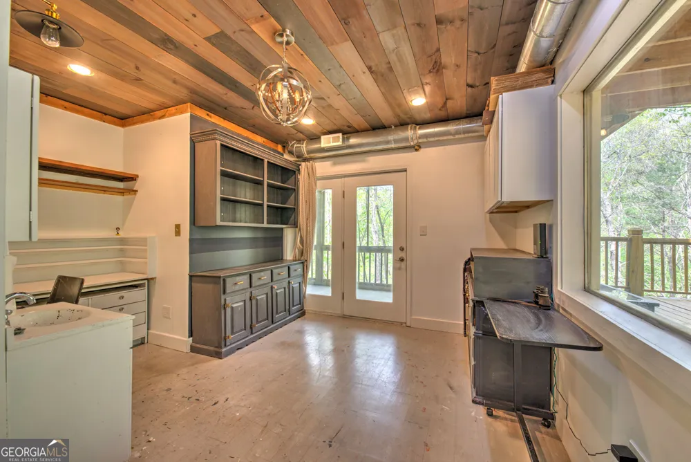 77 Denali DR Clayton, GA 30525