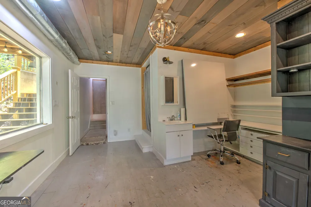 77 Denali DR Clayton, GA 30525