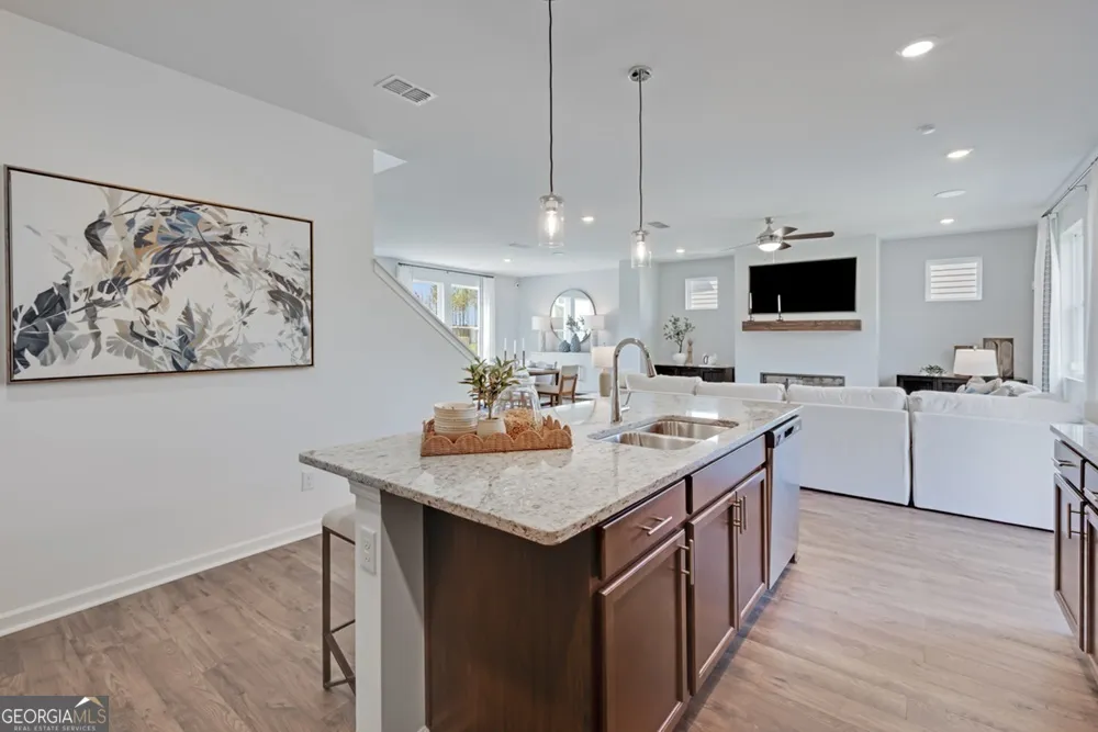 225 Groveton CT Euharlee, GA 30145