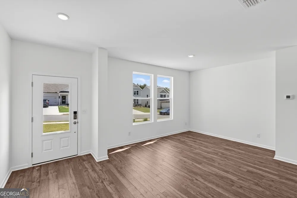 225 Groveton CT Euharlee, GA 30145