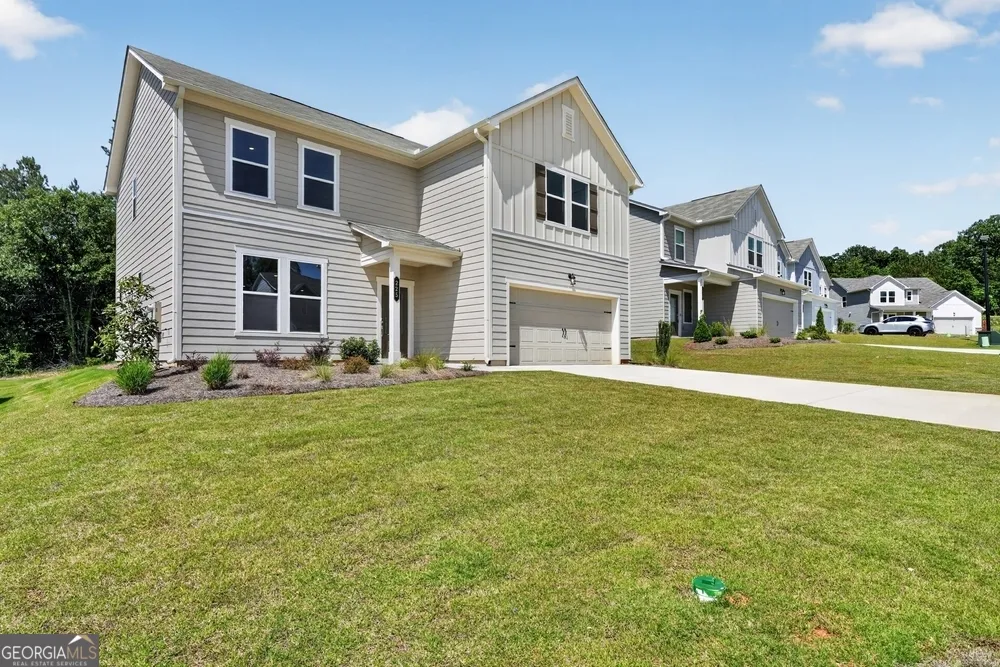 225 Groveton CT Euharlee, GA 30145