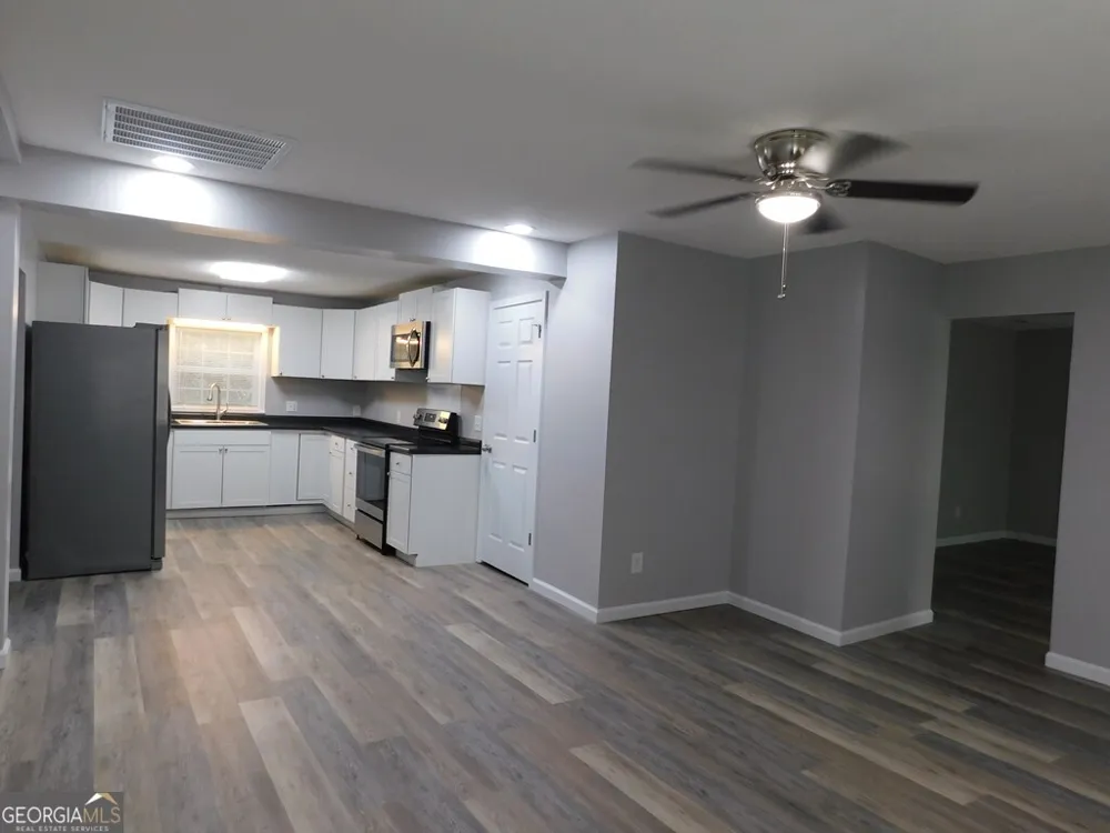 177 W Brazell ST Reidsville, GA 30453