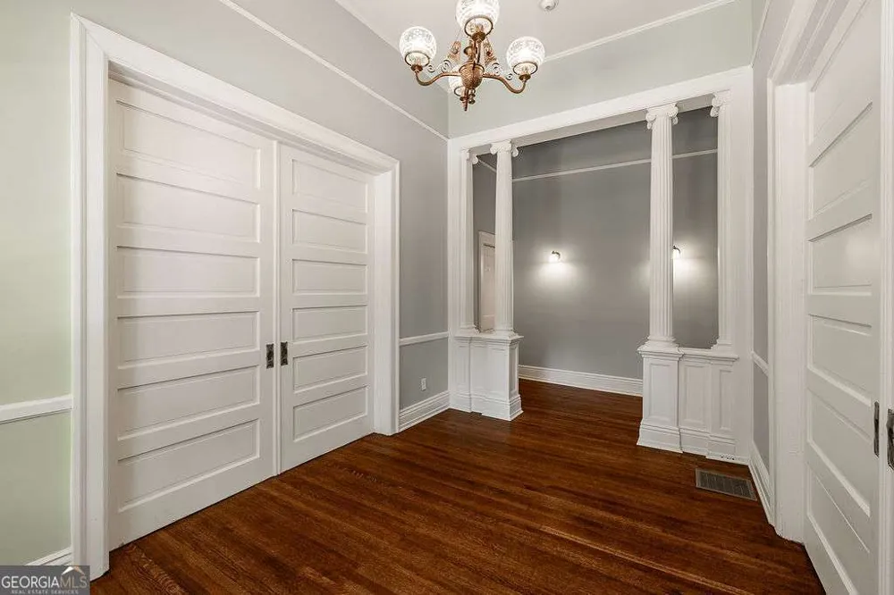 997 Milledge AVE Athens, GA 30605