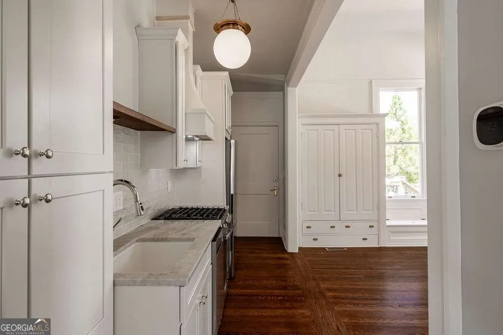 997 Milledge AVE Athens, GA 30605