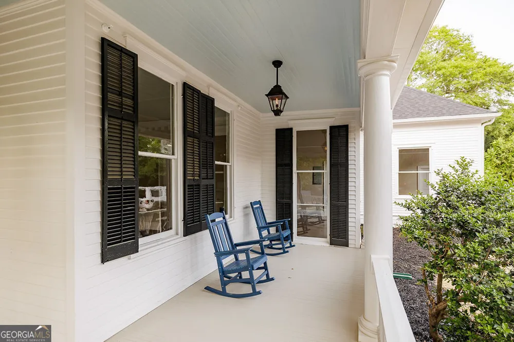997 Milledge AVE Athens, GA 30605