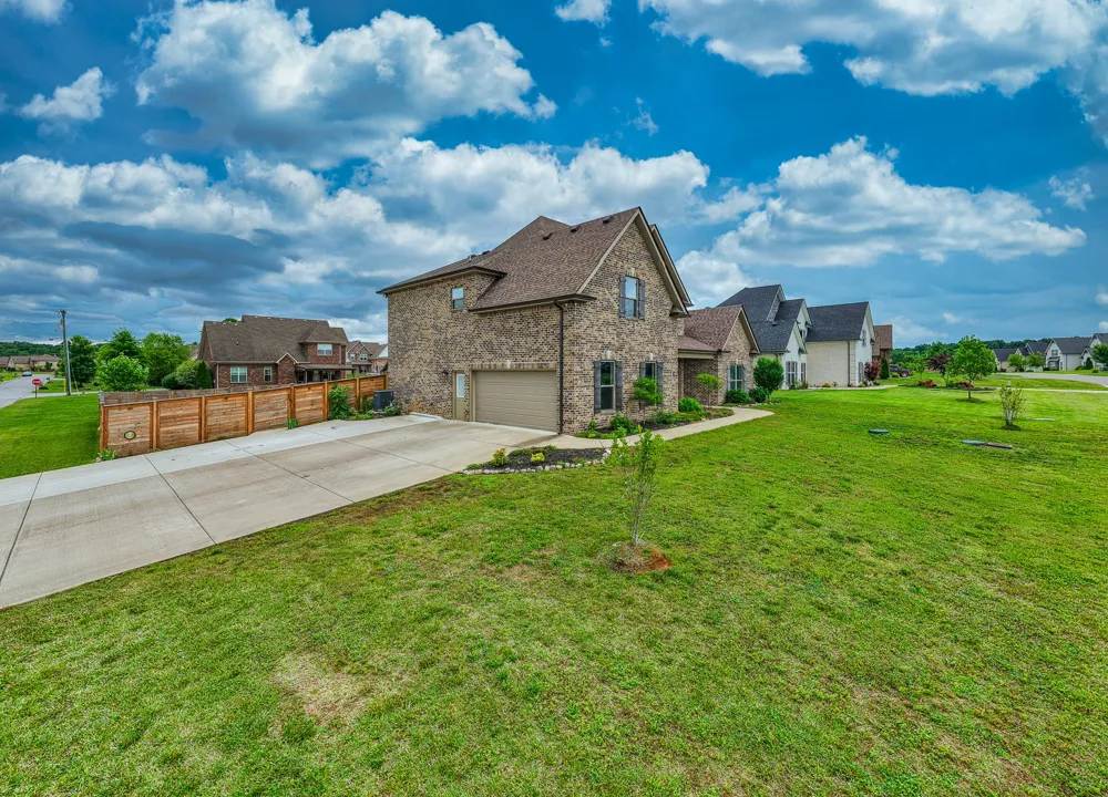 1103 Escalade Ct Lascassas, TN 37085