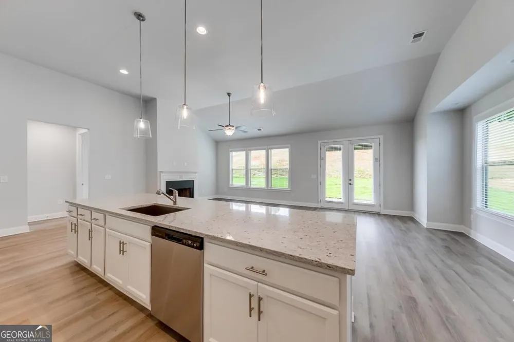 176 Classic Overlook Homer, GA 30547