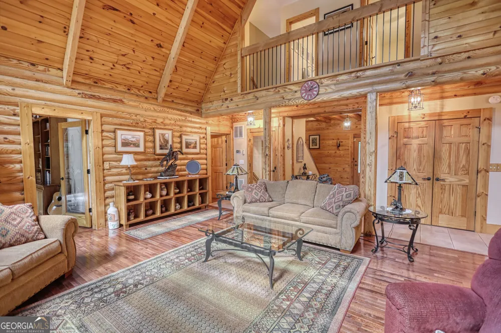 393 Edwards RD Oxford, GA 30054