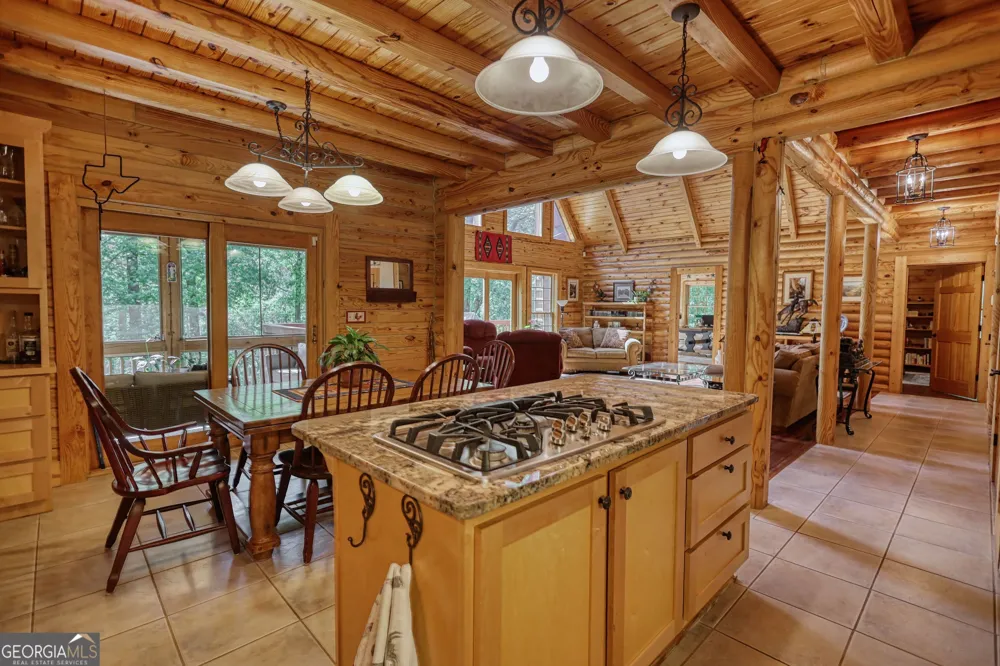393 Edwards RD Oxford, GA 30054