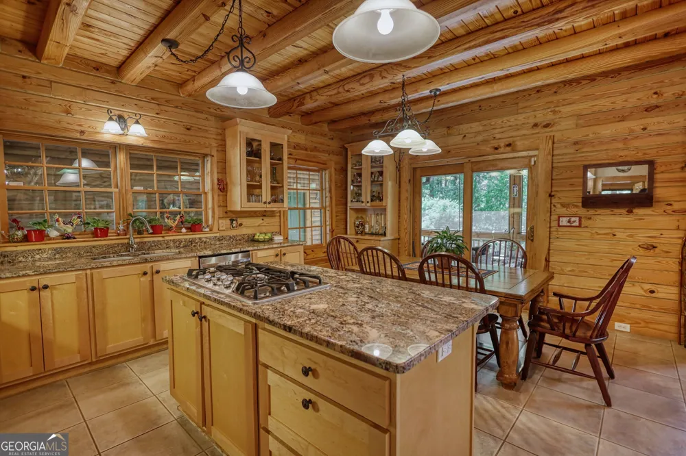 393 Edwards RD Oxford, GA 30054