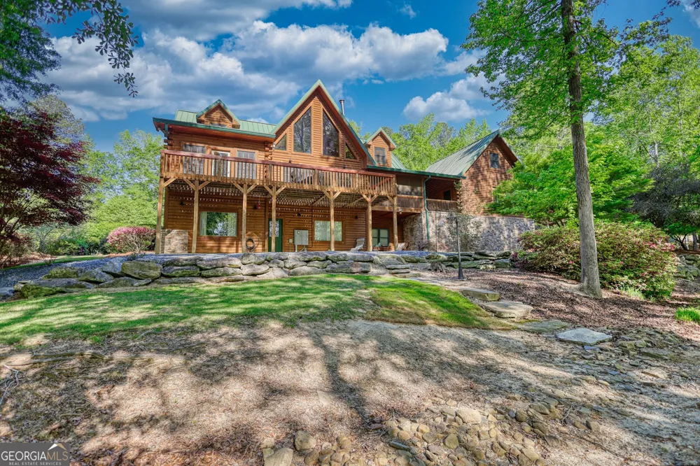 393 Edwards RD Oxford, GA 30054