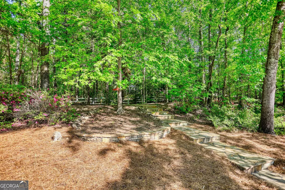 393 Edwards RD Oxford, GA 30054
