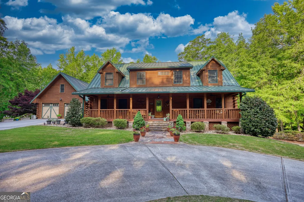 393 Edwards RD Oxford, GA 30054