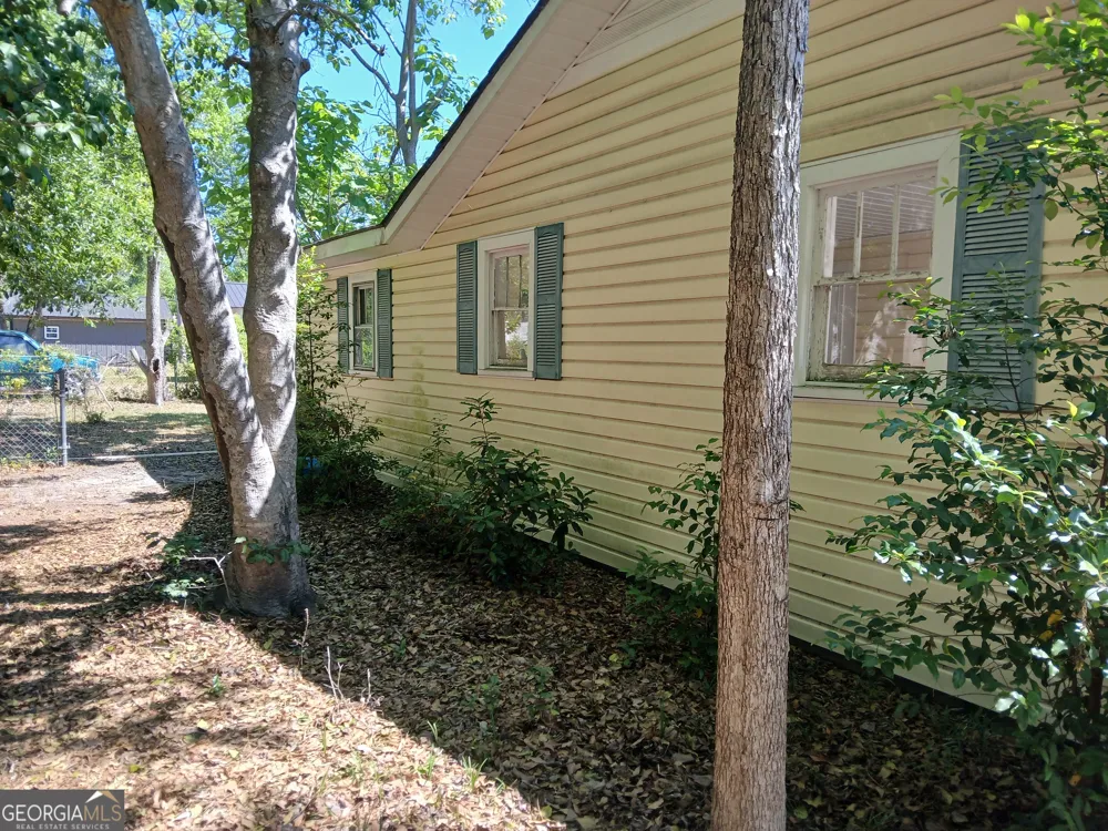 702 N CHURCH Alma, GA 31510