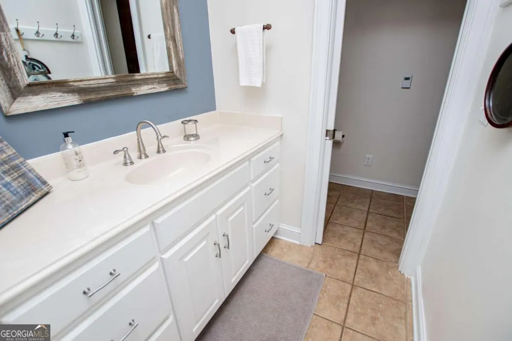 39 Cambridge LN Bremen, GA 30110