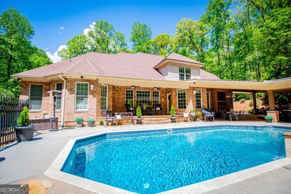 39 Cambridge LN Bremen, GA 30110