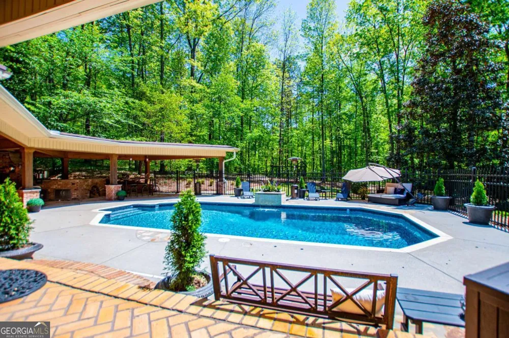 39 Cambridge LN Bremen, GA 30110