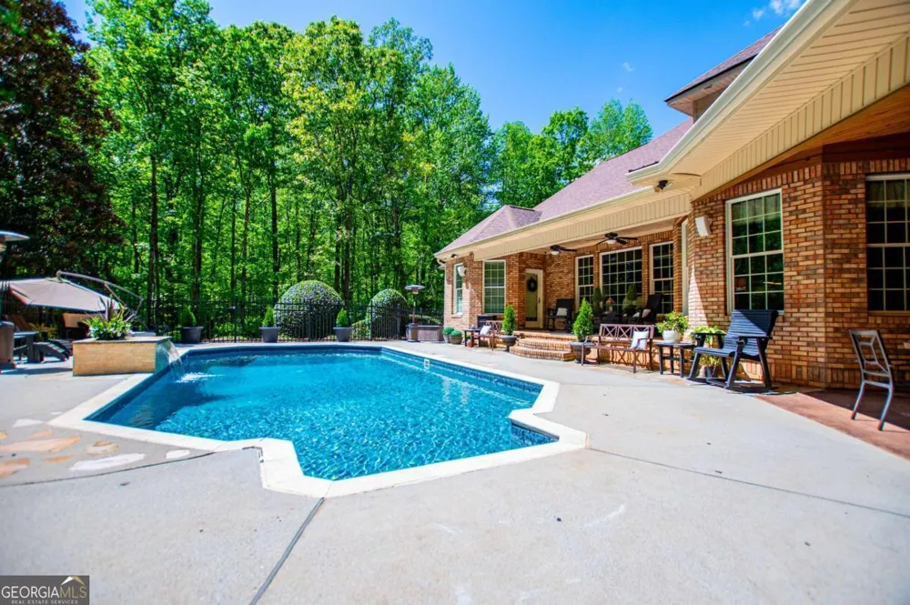 39 Cambridge LN Bremen, GA 30110