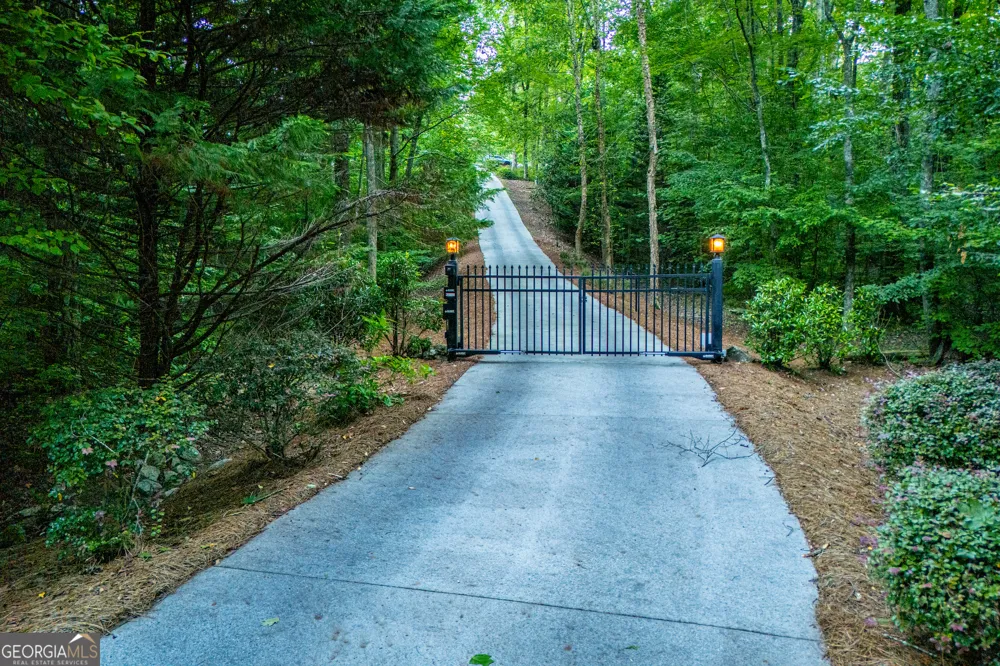 39 Cambridge LN Bremen, GA 30110