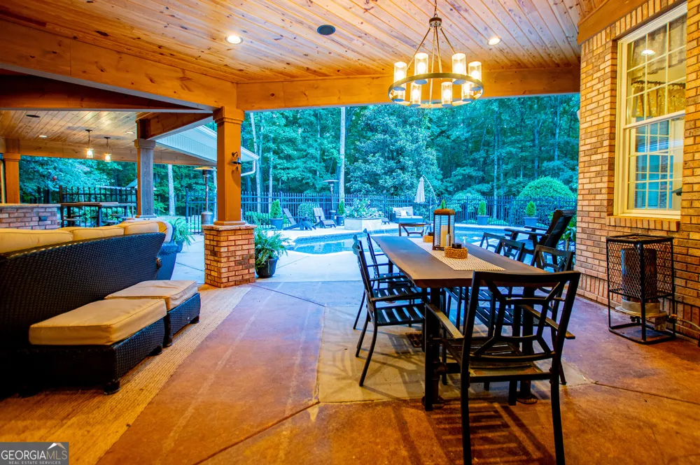 39 Cambridge LN Bremen, GA 30110