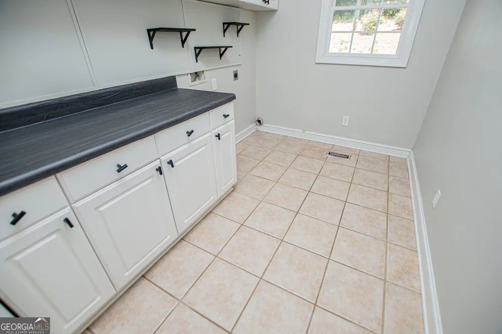39 Cambridge LN Bremen, GA 30110