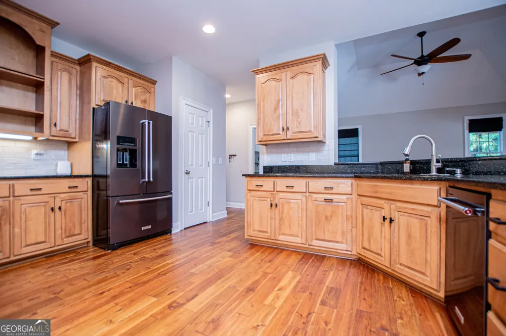 39 Cambridge LN Bremen, GA 30110