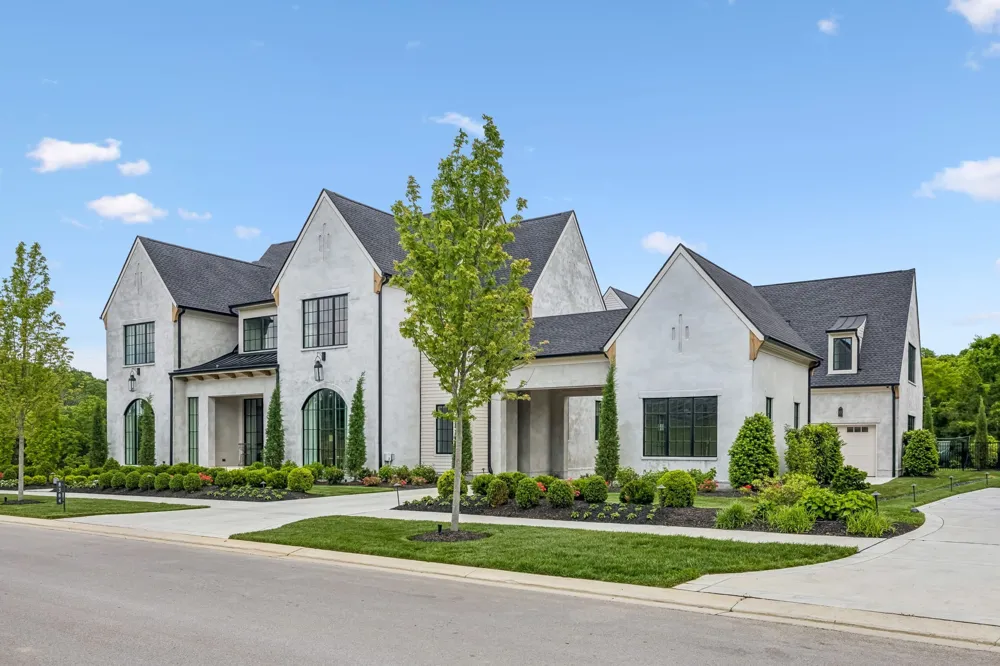 8384 Solstice Dr College Grove, TN 37046
