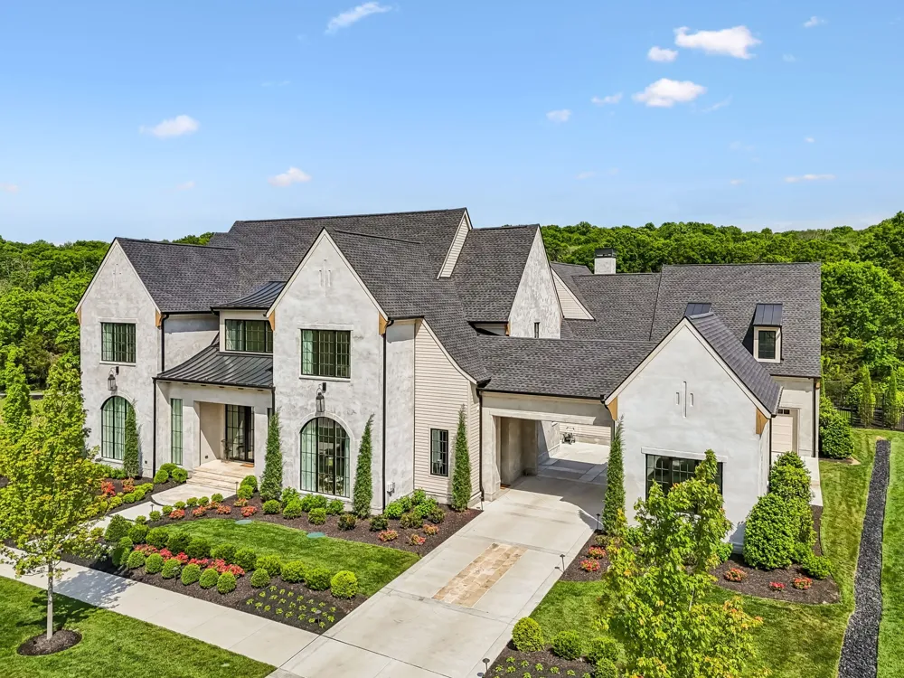 8384 Solstice Dr College Grove, TN 37046
