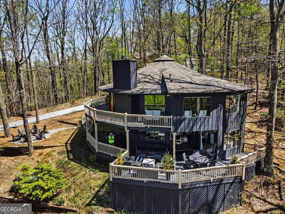 265 Pleasant Mountain DR Sky Valley, GA 30537