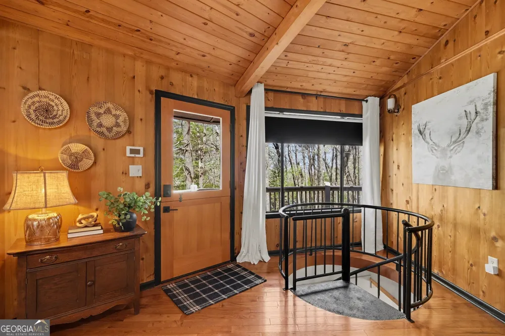 265 Pleasant Mountain DR Sky Valley, GA 30537