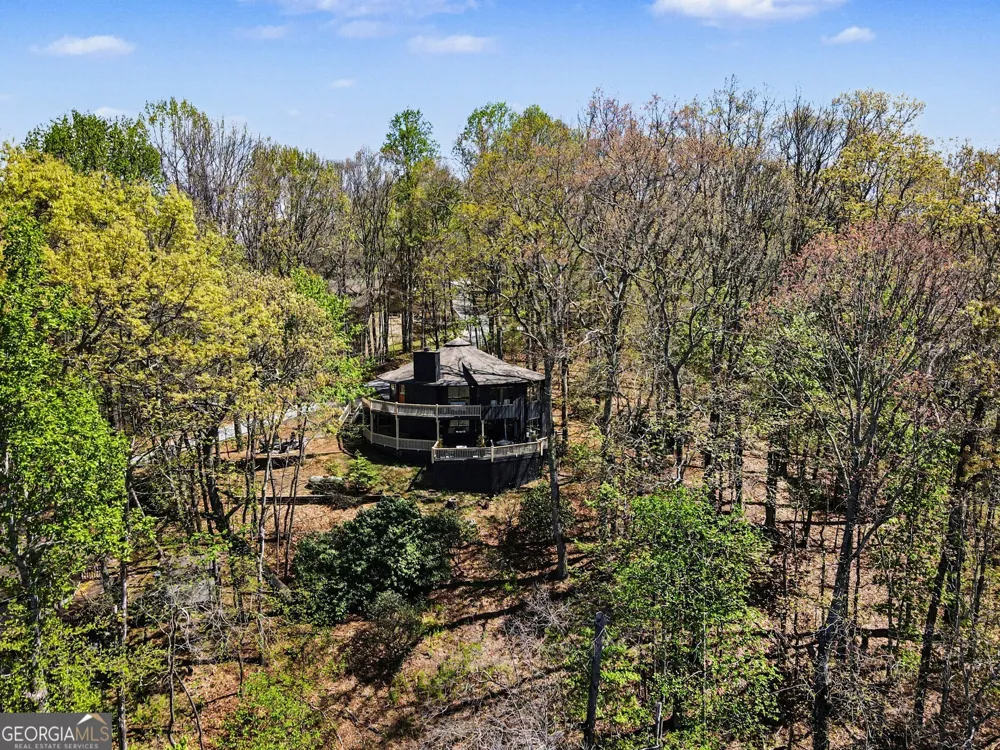 265 Pleasant Mountain DR Sky Valley, GA 30537