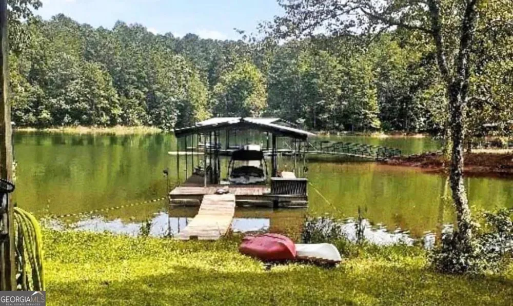 529 Chase Landing RD Martin, GA 30557
