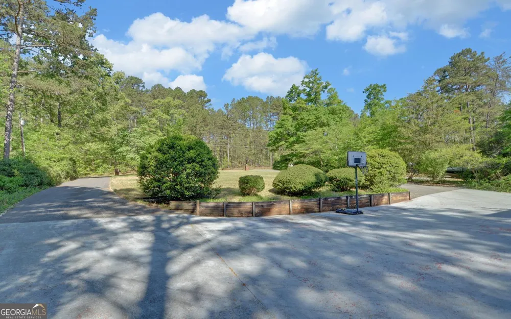 529 Chase Landing RD Martin, GA 30557