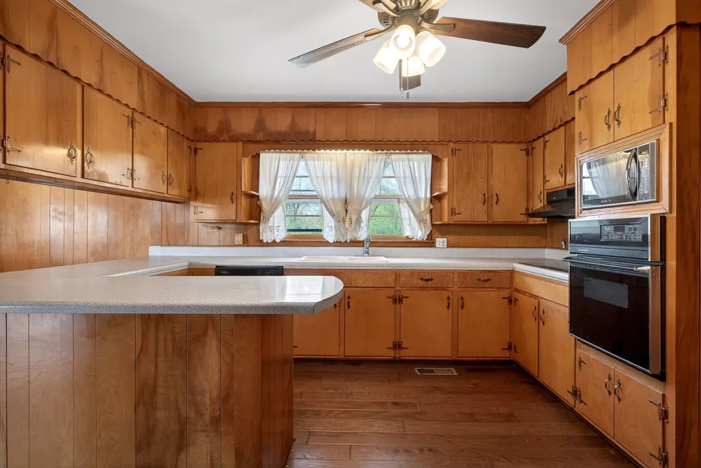 463 Franks Ferry Rd Sparta, TN 38583