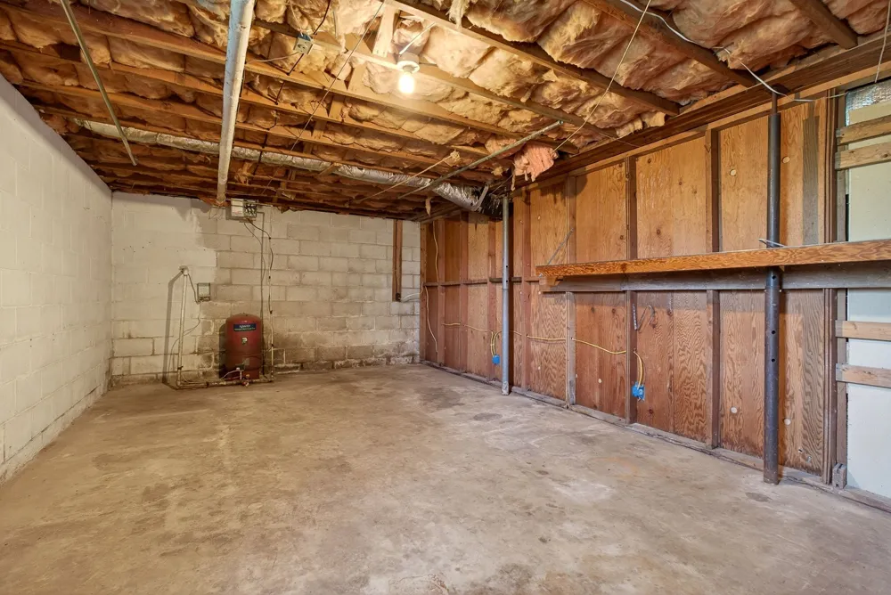 463 Franks Ferry Rd Sparta, TN 38583