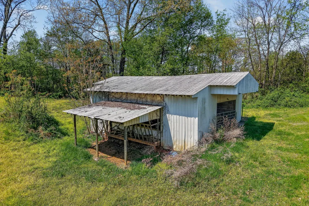 463 Franks Ferry Rd Sparta, TN 38583