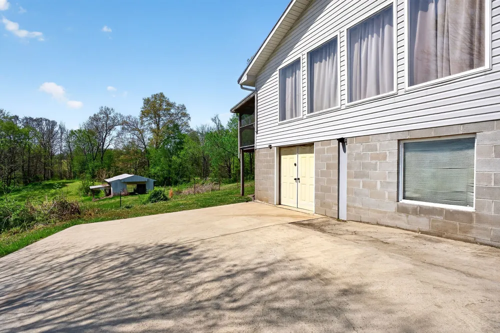 463 Franks Ferry Rd Sparta, TN 38583
