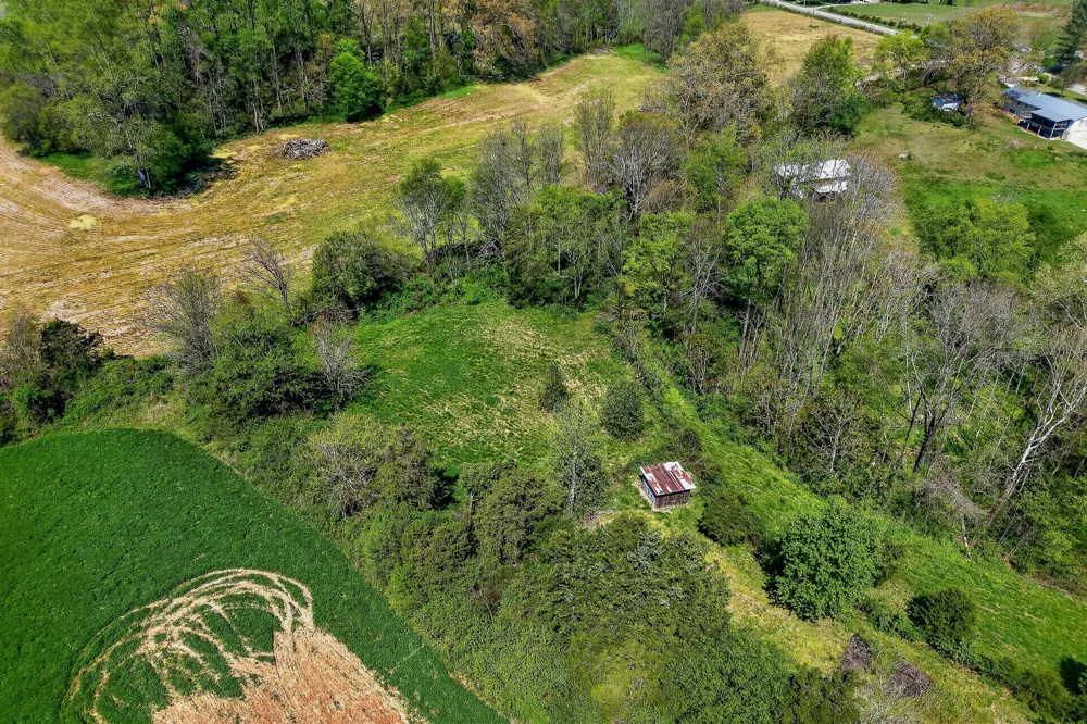 463 Franks Ferry Rd Sparta, TN 38583