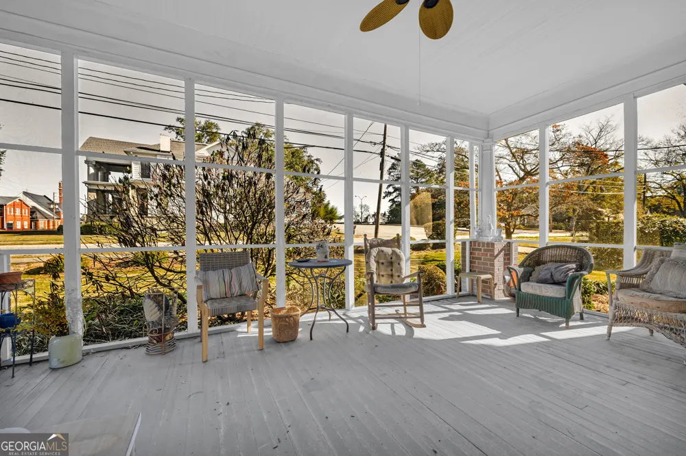 105 S Thomas ST Elberton, GA 30635