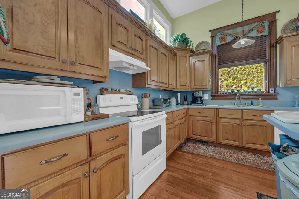 105 S Thomas ST Elberton, GA 30635