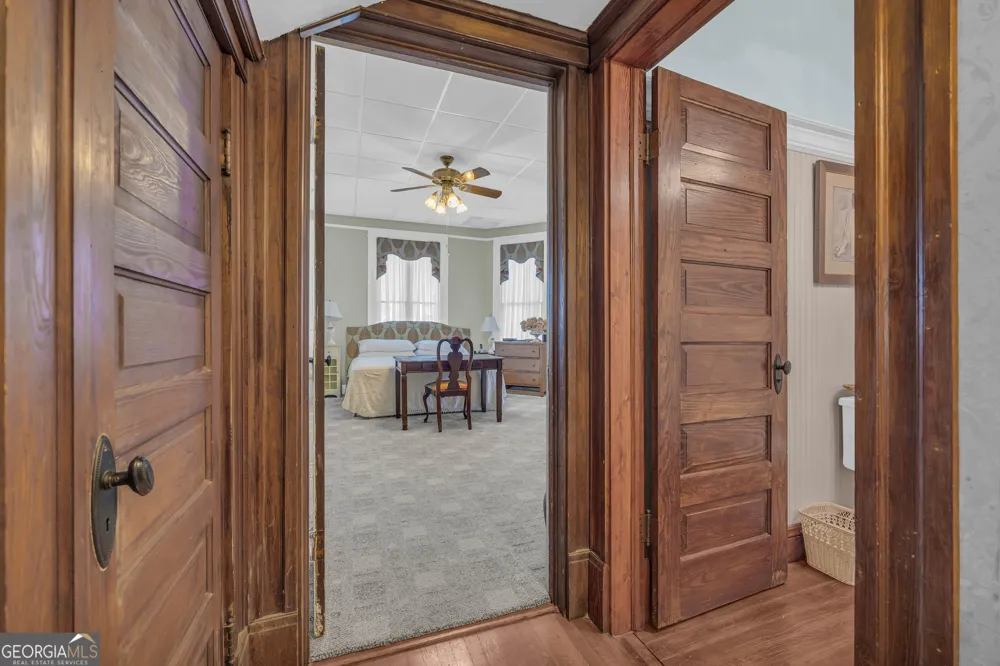 105 S Thomas ST Elberton, GA 30635