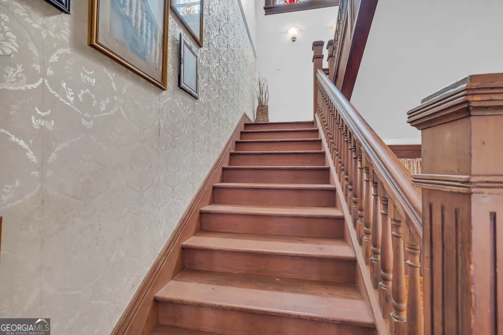 105 S Thomas ST Elberton, GA 30635