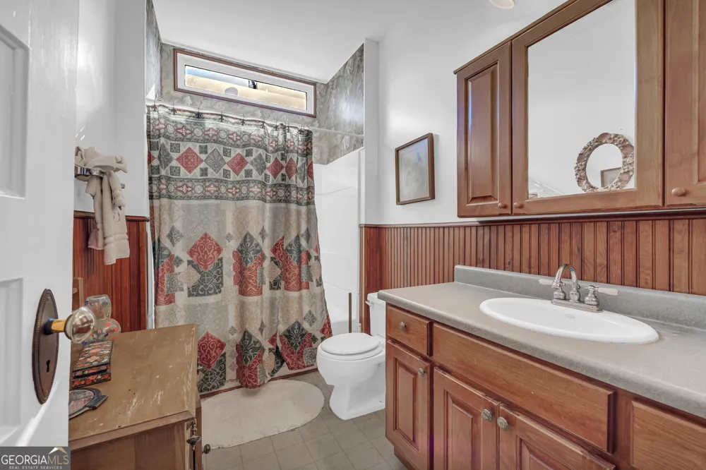 105 S Thomas ST Elberton, GA 30635