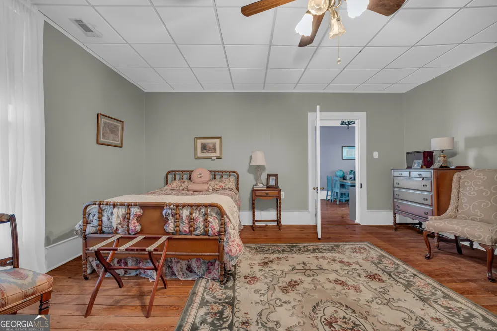 105 S Thomas ST Elberton, GA 30635