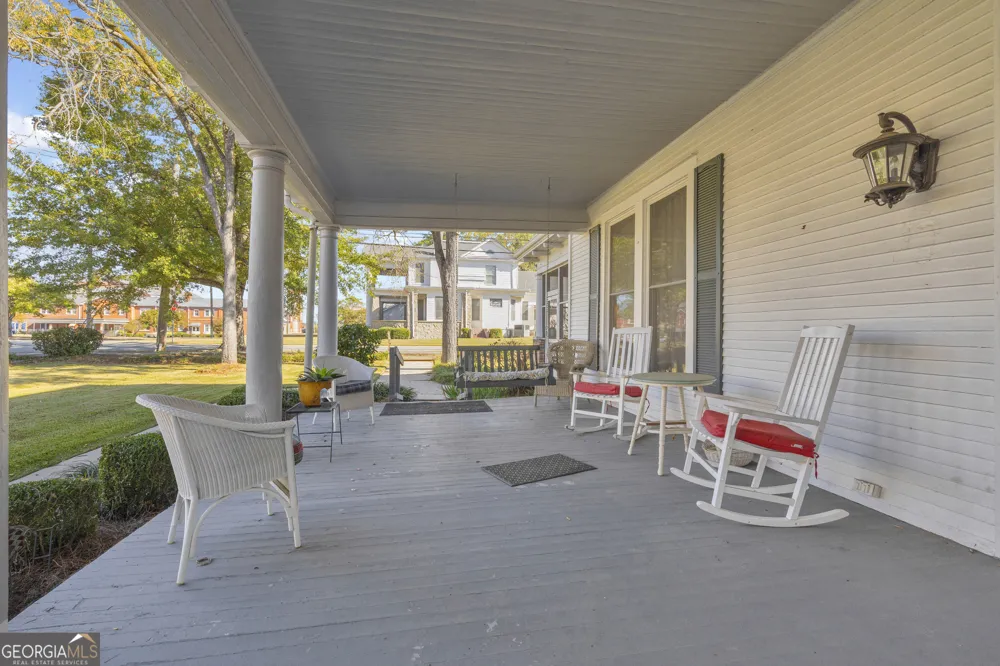 105 S Thomas ST Elberton, GA 30635