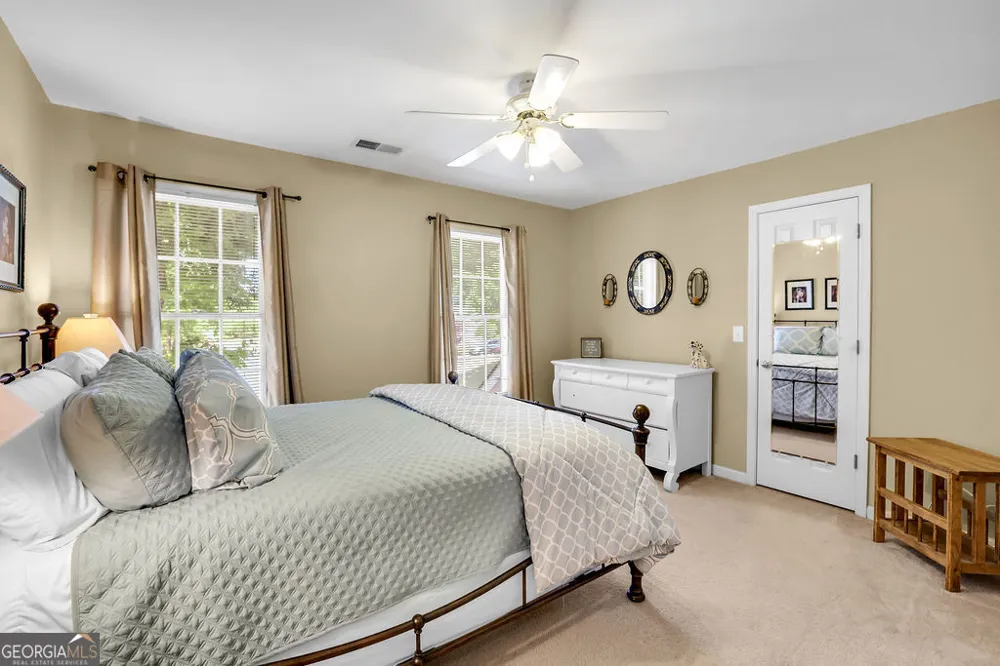 4616 Astible CIR NW Acworth, GA 30102