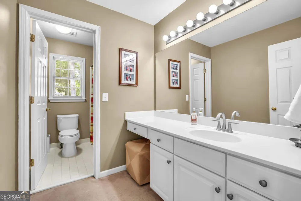 4616 Astible CIR NW Acworth, GA 30102